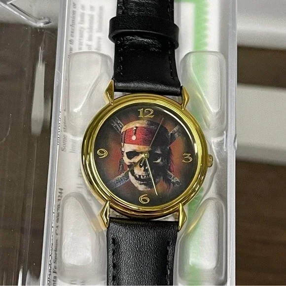 Walt Disney Pirates of the Caribbean Special Edition Sold Out Collectors Watch - Picture 3 of 15